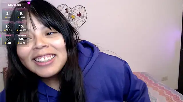 EllieMoonX webcam