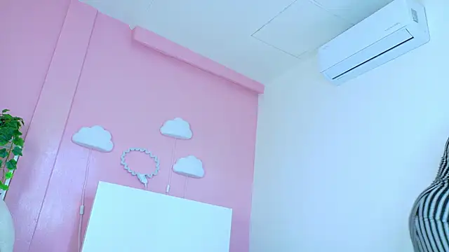 SeleneGibson__ webcam