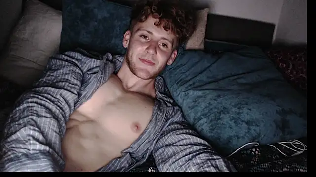 DominantAlex18 webcam
