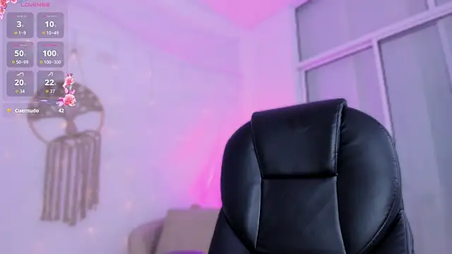 Ginni_charlotte