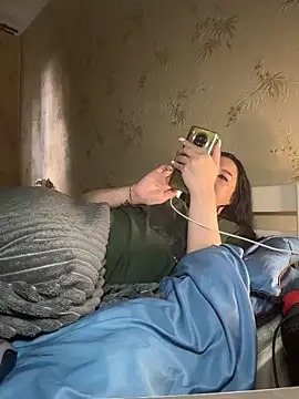 Naughtbaby_2025 webcam