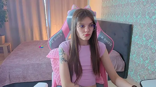 magic_shy_ webcam
