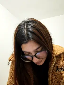 cutetemari webcam