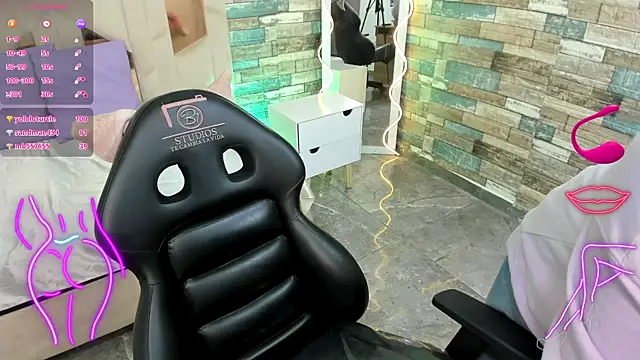 Amhira_Tay webcam