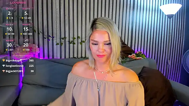 Betty_Brock webcam