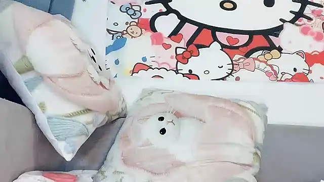 Eloise131499 webcam