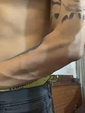 AlphaMasterXxx webcam