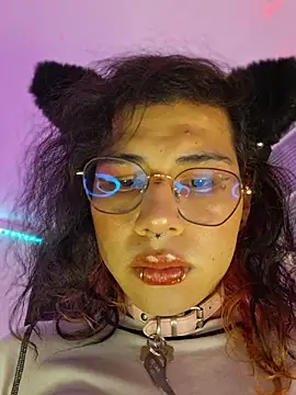 Sweet-SharoKitty webcam