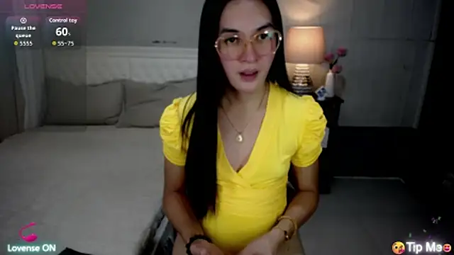AsianSweetHeartxX webcam