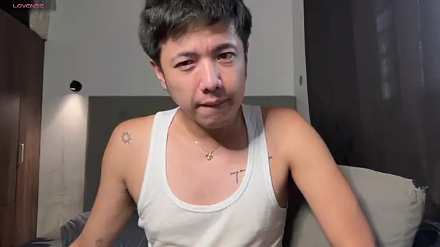 Addictiveboi webcam