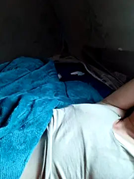 xuxulovezz webcam