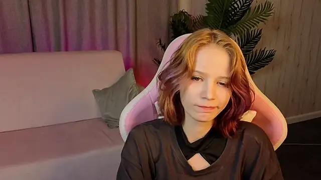 AliceJohansone webcam