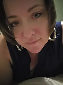julimonroe webcam