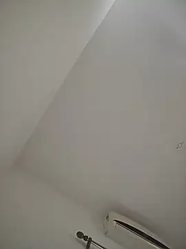 nakedmilfx's live room