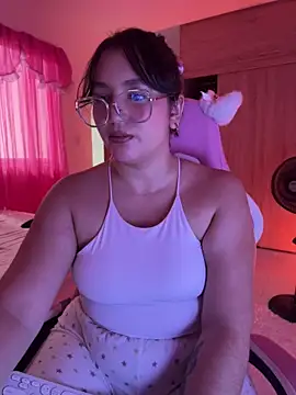 Angeldusttt live cam on StripChat