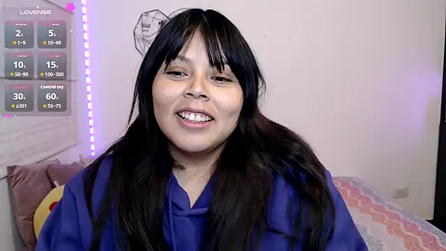 EllieMoonX webcam