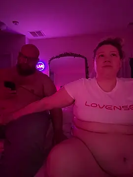 PiggyRose webcam