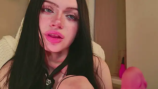 Dark_Diva webcam
