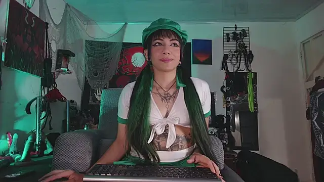 agathaaiko6 webcam