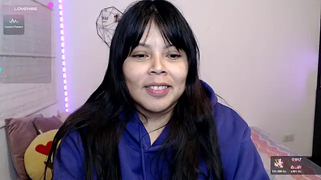 EllieMoonX webcam