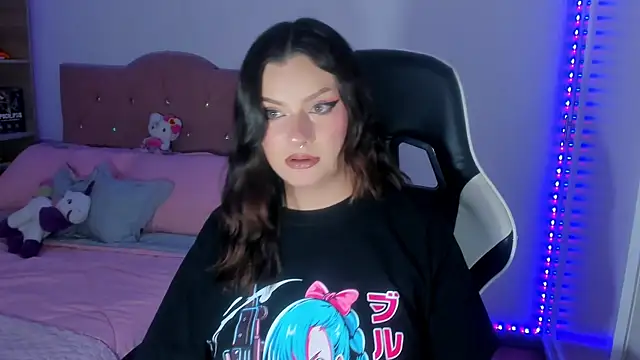 OphelianaRose33 webcam