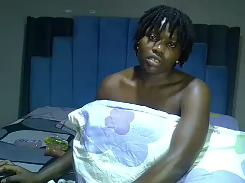 melanin_moon webcam