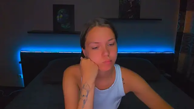 AlexaBarkley webcam