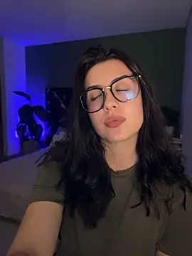 EmaSaenz webcam
