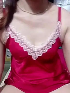 YiyinLy webcam