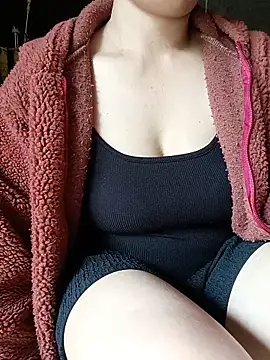 Sara_pusyy webcam