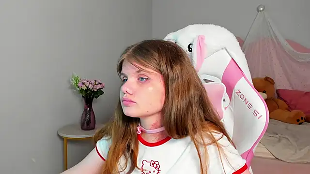 ChloeHalses webcam
