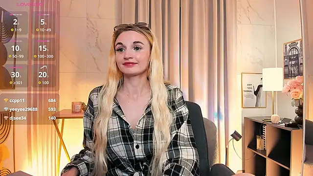 Mila__Lux webcam
