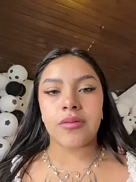 mia_zafirr webcam