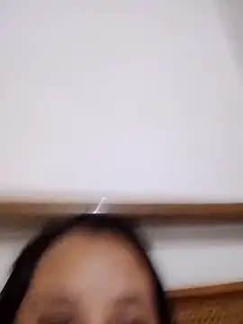 Laura_99 webcam