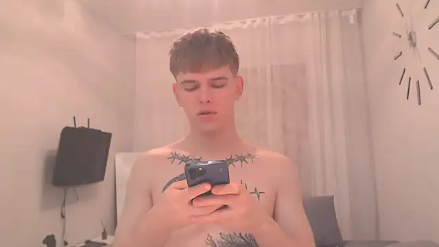 Fredd_Xanders live sex cam