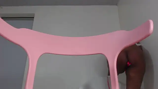 Kitty_Mifl webcam