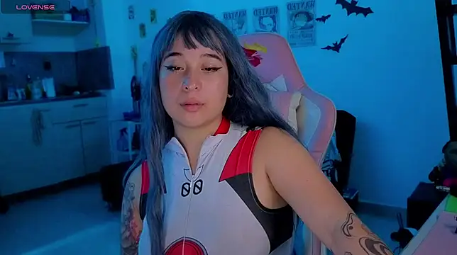 Celeste_Bauman webcam