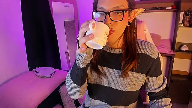 Loona_s webcam