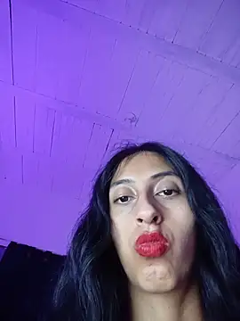 Im_Kloe webcam