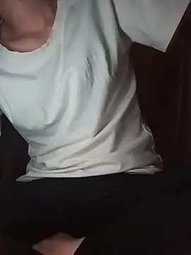 Hilary-123 webcam