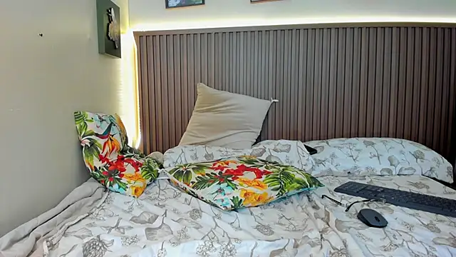 Joan_Blake webcam
