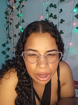 Bigass_Curly02 webcam