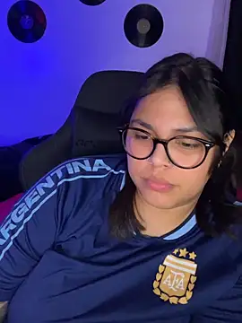 miacanela_xo