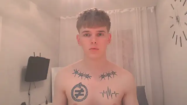 Fredd_Xanders live cam on StripChat