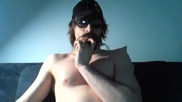 KaelNox live cam on StripChat