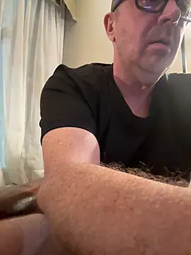 CallumandChrono live cam on StripChat