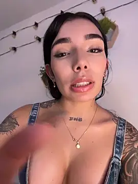 milasantana_ live sex cam