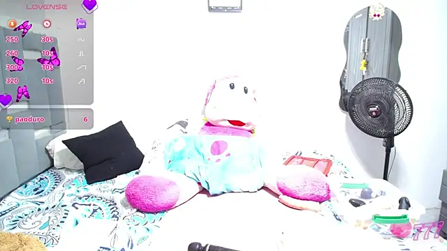 thickebonymilfF webcam