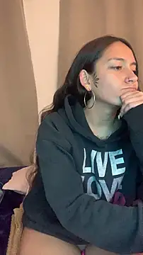 DulceLatinaxo webcam