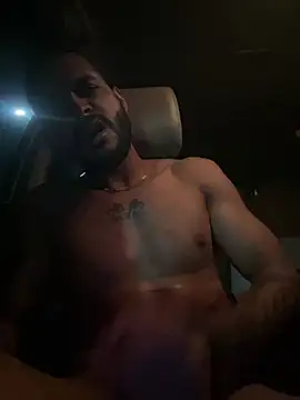 bigblack0111 webcam